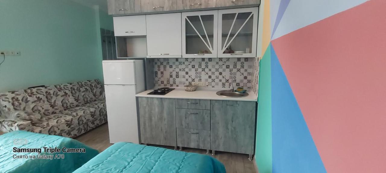 Студия Радуга У Моря Колхида Batumi Esterno foto