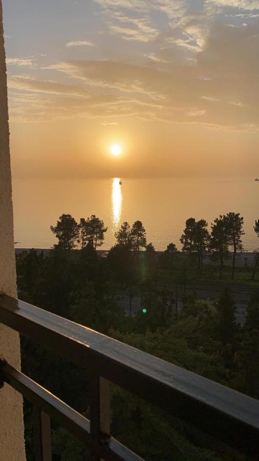 Студия Радуга У Моря Колхида Batumi Esterno foto